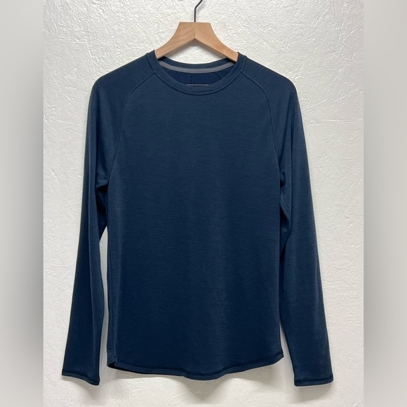 ALL in Motion - Men's Merino Wool Long Sleeve Athletic Shirt - S - Picture 1 of 8